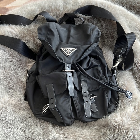 Small nylon Prada bag - Picture 3 of 3